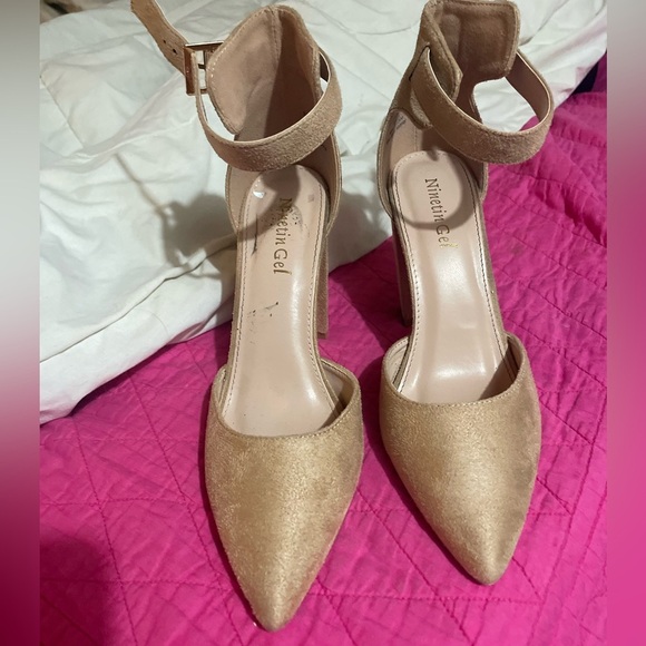 Super cute high heels size 8.5 - Picture 2 of 4